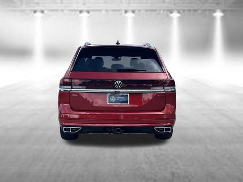 Used 2024 Volkswagen Atlas SEL Premium R-Line AWD/4WD image 4