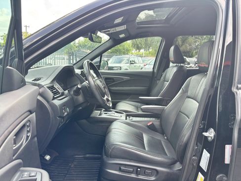 Used 2022 Honda Passport TrailSport image 9