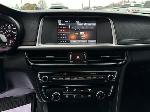 Used 2018 Kia Optima S image 15