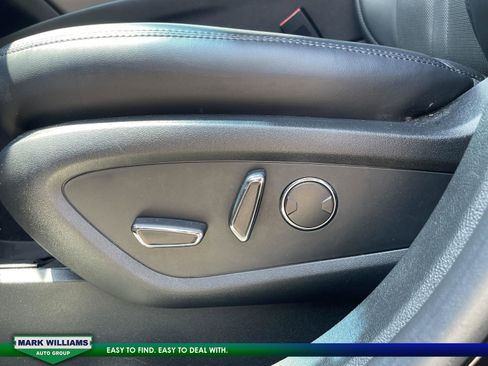 Used 2020 Lincoln Nautilus Reserve image 14