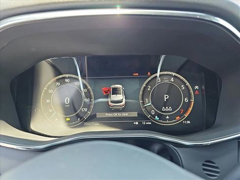 New 2026 Jaguar F-PACE R-Dynamic S image 17