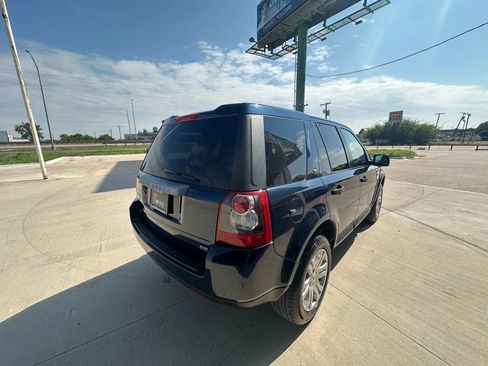 Used 2008 Land Rover LR2 SE image 5