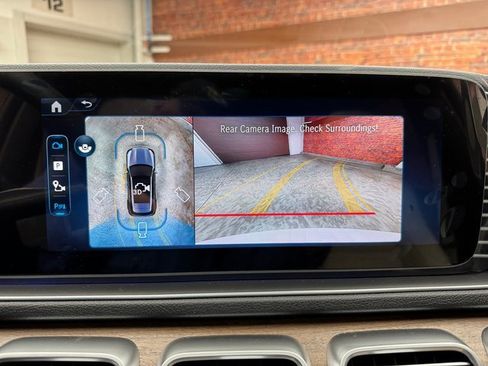 New 2026 Mercedes-Benz GLE 580 4MATIC image 21