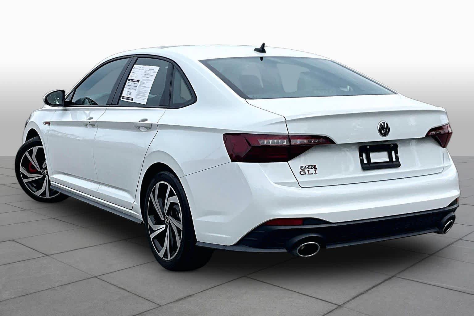 Used 2024 Volkswagen Jetta GLI Autobahn FWD image 11