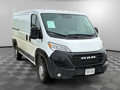 Used 2025 RAM ProMaster 2500 w/ Convenience Group FWD image 7