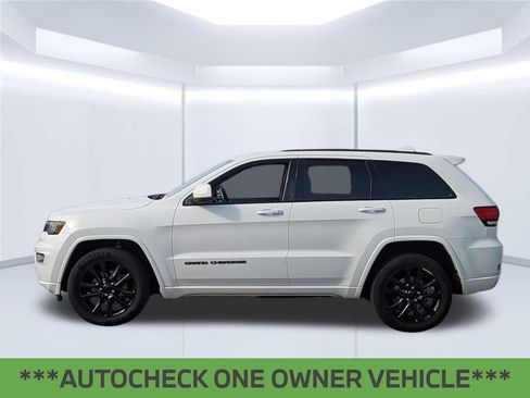 Used 2019 Jeep Grand Cherokee Altitude AWD/4WD image 2