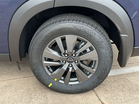 New 2026 Nissan Pathfinder SV FWD image 8
