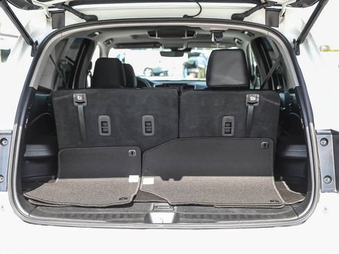 Used 2020 Honda Pilot Touring image 25