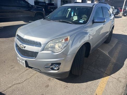 Used 2015 Chevrolet Equinox LT w/ Chrome Appearance Package image 1