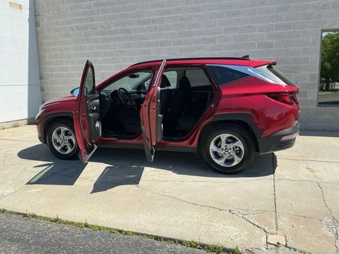 Certified 2024 Hyundai Tucson SEL FWD image 12