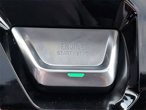 New 2025 GMC Sierra 2500 Denali w/ Denali Reserve Package image 16