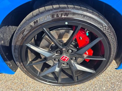 Used 2025 Honda Civic Type R image 12