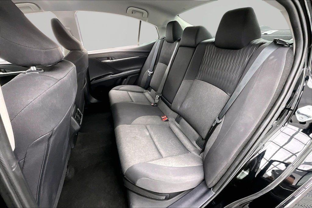Used 2025 Toyota Camry LE FWD image 26