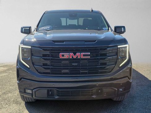 Certified 2026 GMC Sierra 1500 Elevation w/ Elevation Premium Package AWD/4WD image 8