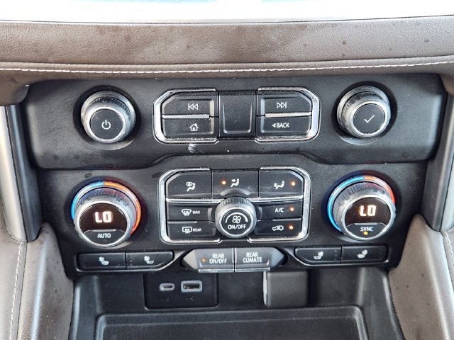 Used 2021 Chevrolet Tahoe LT w/ LT Signature Package RWD image 19