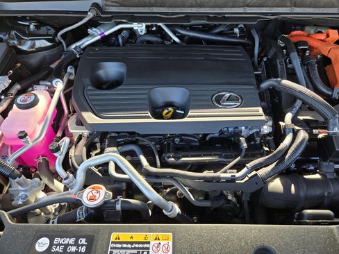 New 2026 Lexus RX 450h AWD image 24