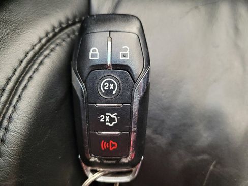 Used 2016 Lincoln MKX Select AWD/4WD image 32