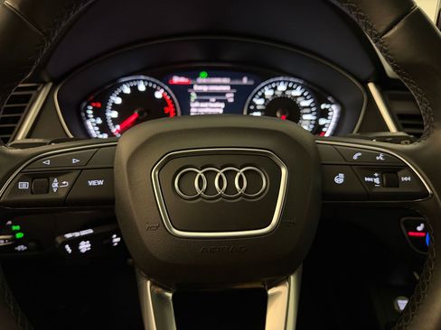 Certified 2023 Audi Q5 2.0T Premium w/ Convenience Package AWD/4WD image 17