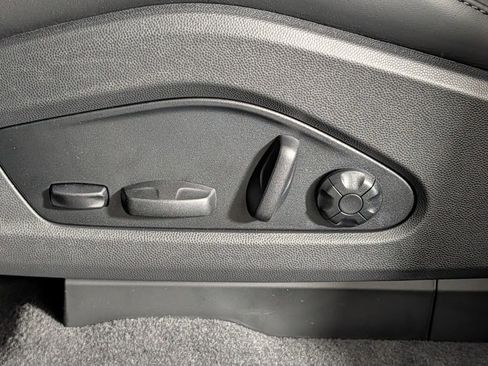 New 2026 Porsche Macan 4 Electric AWD/4WD image 29