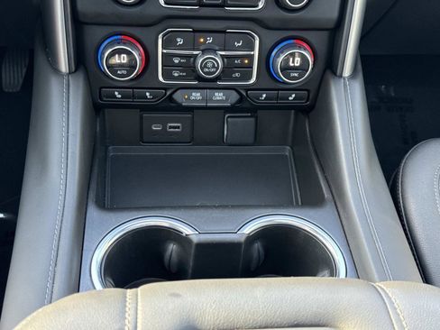 Used 2023 Chevrolet Suburban Z71 w/ Max Trailering Package image 7