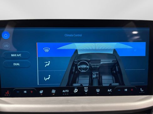 Used 2025 Ford Escape Platinum image 33