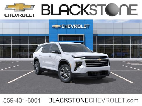 New 2026 Chevrolet Traverse LT FWD image 2