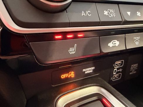 Used 2022 Honda Insight Touring image 23