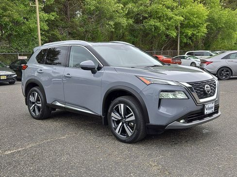 Used 2021 Nissan Rogue SL AWD/4WD image 1