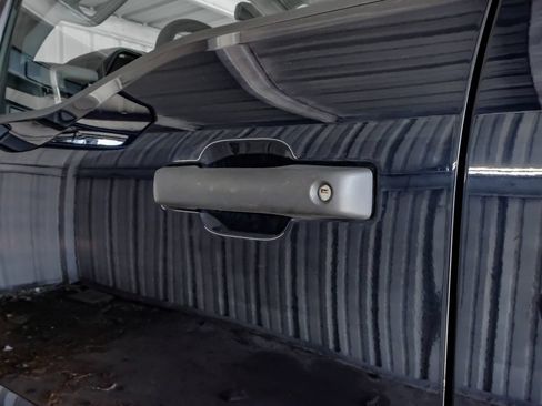 Used 2023 Ford F350 XLT w/ 360-Degree Camera Package AWD/4WD image 40