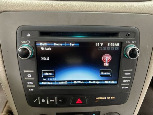 Used 2014 Chevrolet Traverse LS FWD image 14