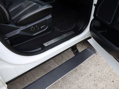 Used 2020 Ford F250 Platinum image 13