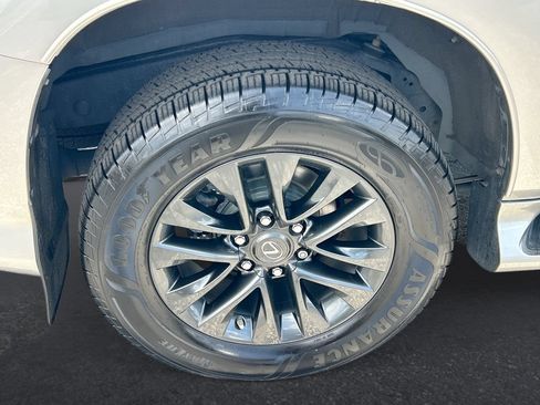 Used 2023 Lexus GX 460 Premium w/ Premium Package AWD/4WD image 28