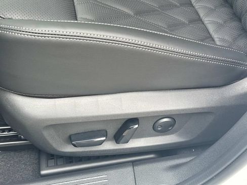 New 2026 Nissan Rogue Platinum w/ Platinum Premium Package AWD/4WD image 24