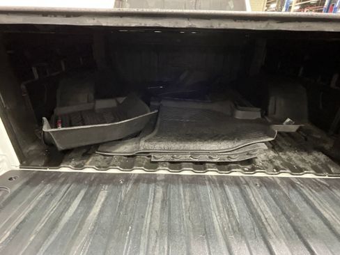 Used 2022 Chevrolet Silverado 1500 LTZ w/ LTZ Premium Package image 23