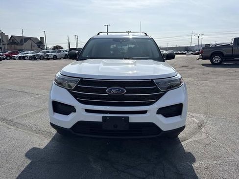 Used 2020 Ford Explorer XLT w/ Class III Trailer Tow Package image 7