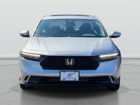 Used 2023 Honda Accord EX image 2