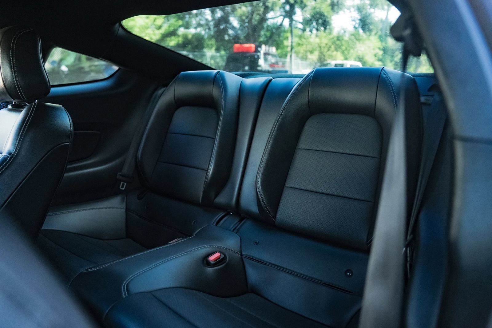 Used 2021 Ford Mustang GT Premium w/ Black Accent Package RWD image 17