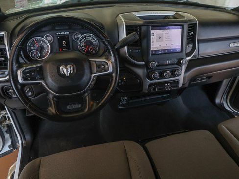 Used 2024 RAM 2500 Big Horn AWD/4WD image 22