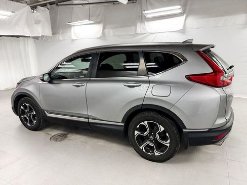 Used 2019 Honda CR-V Touring image 3