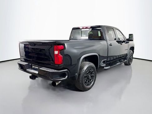 Used 2022 Chevrolet Silverado 2500 LTZ w/ LTZ Plus Package image 7