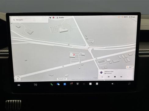 Used 2022 Tesla Model S Plaid image 10