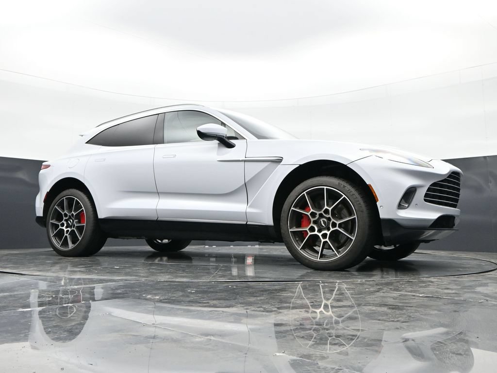 Used 2021 Aston Martin DBX AWD/4WD image 43