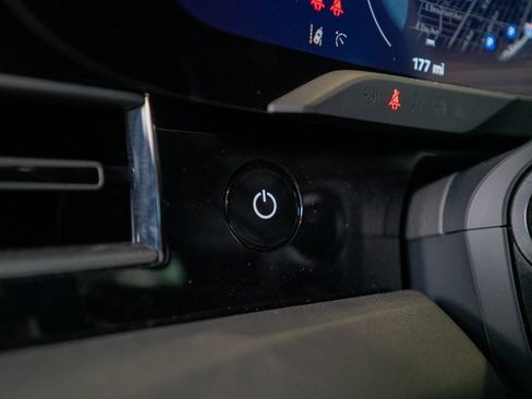 New 2025 Porsche Taycan 4S image 25