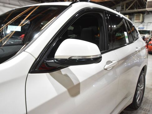 Used 2019 BMW X1 xDrive28i w/ M Sport Package AWD/4WD image 47