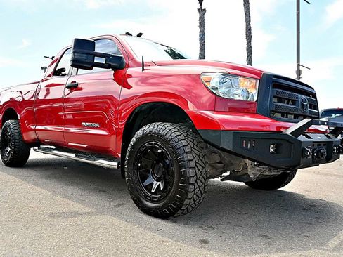 Used 2013 Toyota Tundra 2WD Double Cab w/ Tow Pkg image 4