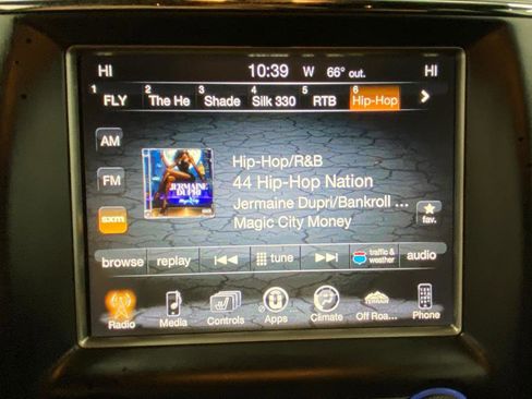 Used 2017 Jeep Grand Cherokee Altitude image 31