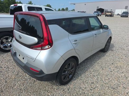 Certified 2021 Kia Soul EX FWD image 6