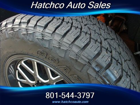 Used 2015 GMC Sierra 2500 SLE w/ SLE Preferred Package image 12