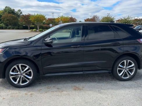 Used 2018 Ford Edge Sport w/ Technology Package image 33