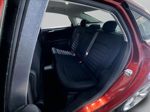 Used 2014 Ford Fusion SE w/ Equipment Group 201A image 20